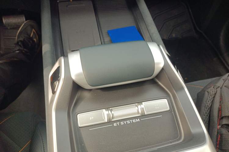 Used Deepal G318 2025 Worry-Free Adventure Edition Four-Wheel Drive Secret Realm Version Gear Lever