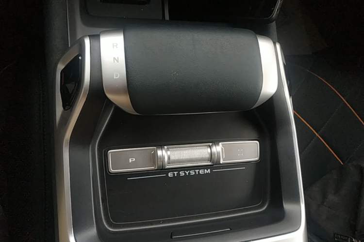 Used Deepal G318 2025 Worry-Free Adventure Edition Four-Wheel Drive Secret Realm Version Gear Lever