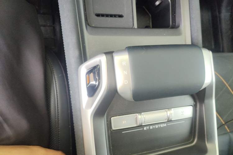 Used Deepal G318 2025 Worry-Free Adventure Edition Four-Wheel Drive Secret Realm Version Gear Lever