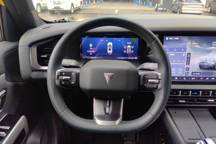 Used Deepal G318 2025 Worry-Free Adventure Edition Four-Wheel Drive Secret Realm Version Interior 4