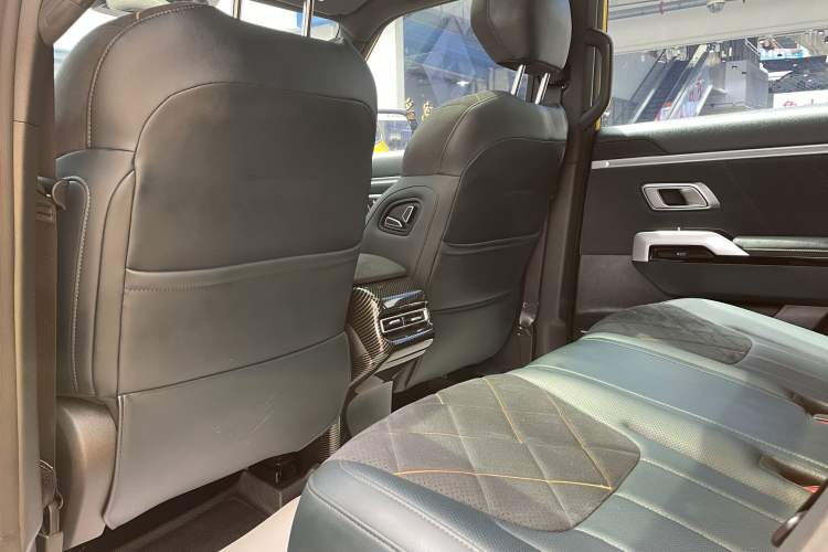 Used Deepal G318 2025 Worry-Free Cross-Country Edition Four-Wheel Drive Distant Mountains Version Interior 5