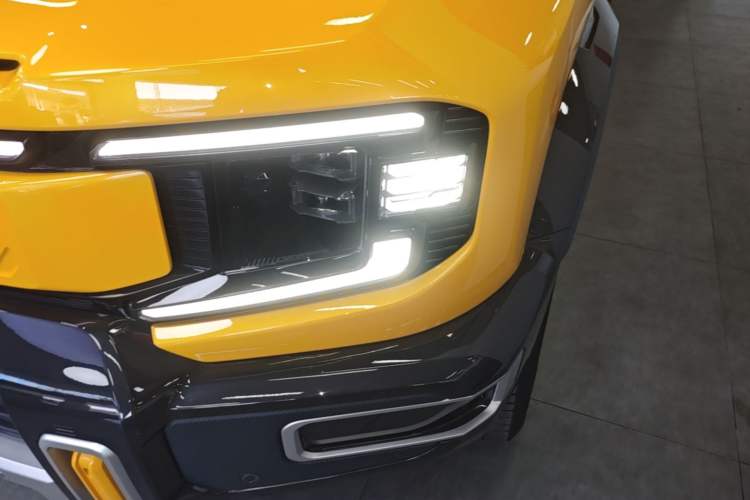 Used Deepal G318 2025 Worry-Free Adventure Edition Four-Wheel Drive Secret Realm Version Left Front Headlight