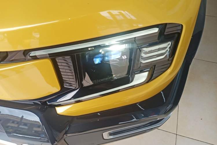 Used Deepal G318 2025 Worry-Free Adventure Edition Four-Wheel Drive Secret Realm Version Left Front Headlight