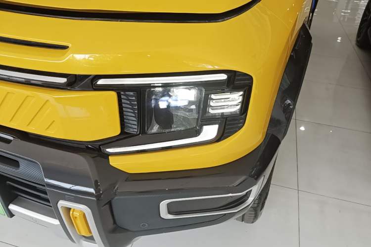 Used Deepal G318 2025 Worry-Free Adventure Edition Four-Wheel Drive Secret Realm Version Left Front Headlight