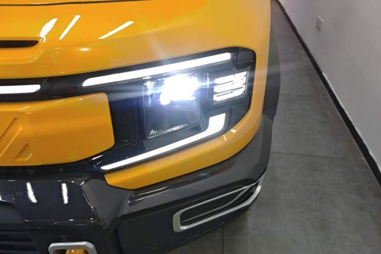 Used Deepal G318 2025 Worry-Free Adventure Edition Four-Wheel Drive Secret Realm Version Left Front Headlight