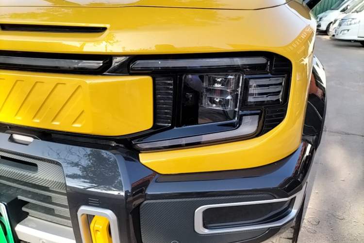 Used Deepal G318 2025 Worry-Free Adventure Edition Four-Wheel Drive Secret Realm Version Left Front Headlight