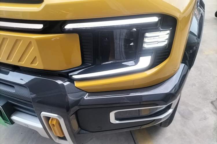 Used Deepal G318 2025 Worry-Free Adventure Edition Four-Wheel Drive Secret Realm Version Left Front Headlight