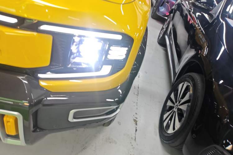 Used Deepal G318 2025 Worry-Free Adventure Edition Four-Wheel Drive Secret Realm Version Left Front Headlight