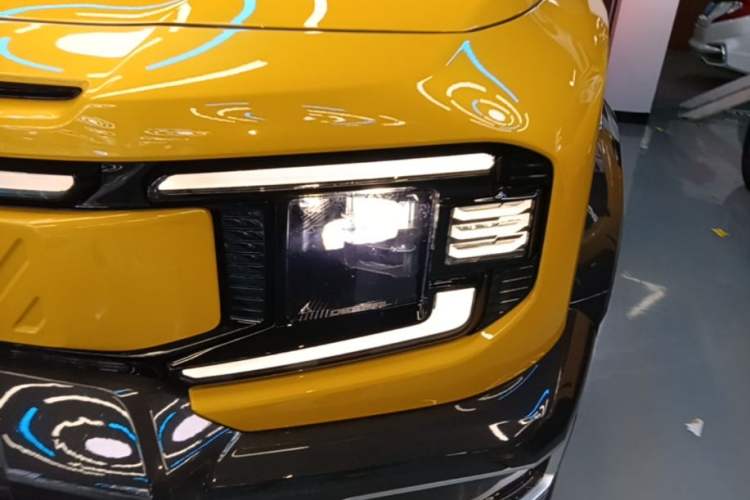 Used Deepal G318 2025 Worry-Free Adventure Edition Four-Wheel Drive Secret Realm Version Left Front Headlight