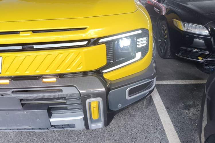 Used Deepal G318 2025 Worry-Free Adventure Edition Four-Wheel Drive Secret Realm Version Left Front Headlight