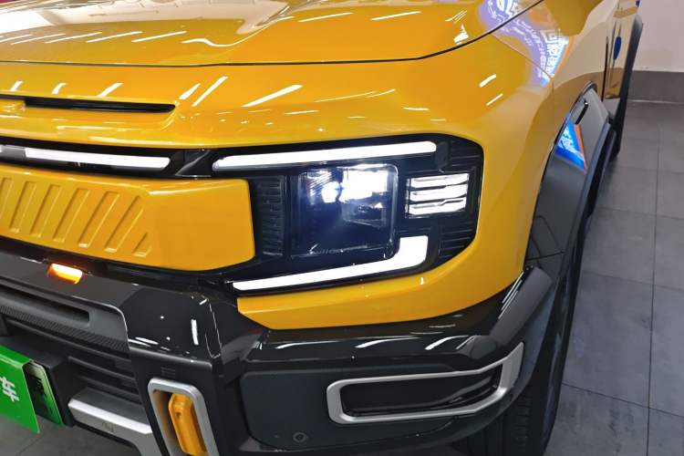 Used Deepal G318 2025 Worry-Free Adventure Edition Four-Wheel Drive Secret Realm Version Left Front Headlight