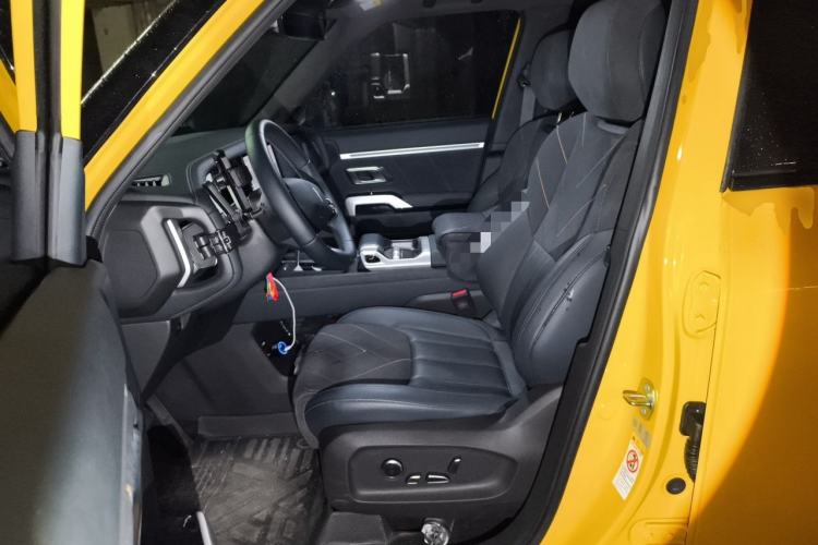 Used Deepal G318 2025 Worry-Free Adventure Edition Four-Wheel Drive Secret Realm Version Left Front Seat