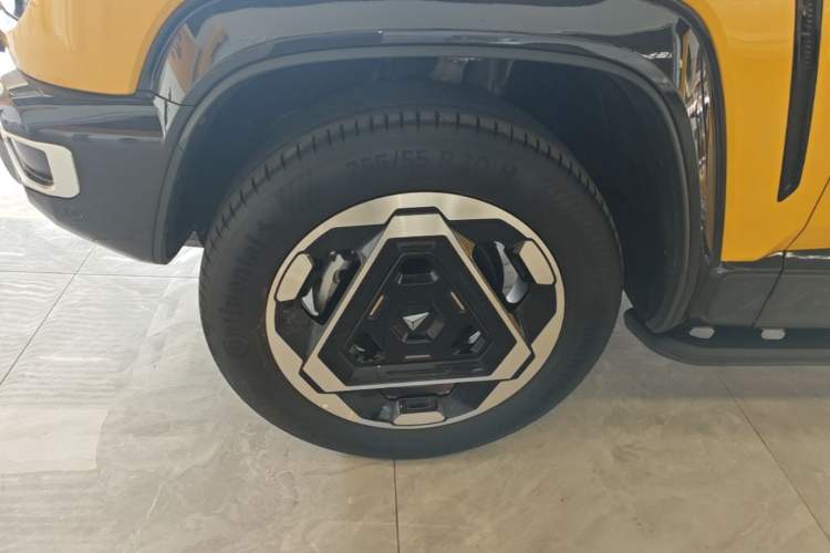 Used Deepal G318 2025 Worry-Free Adventure Edition Four-Wheel Drive Secret Realm Version Left Front Wheel Hub