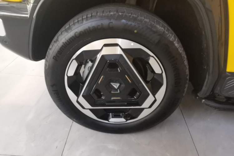 Used Deepal G318 2025 Worry-Free Adventure Edition Four-Wheel Drive Secret Realm Version Left Front Wheel Hub