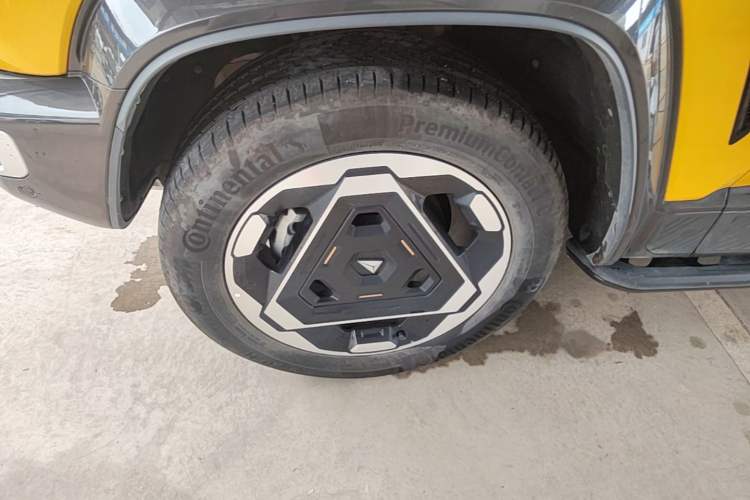 Used Deepal G318 2025 Worry-Free Adventure Edition Four-Wheel Drive Secret Realm Version Left Front Wheel Hub