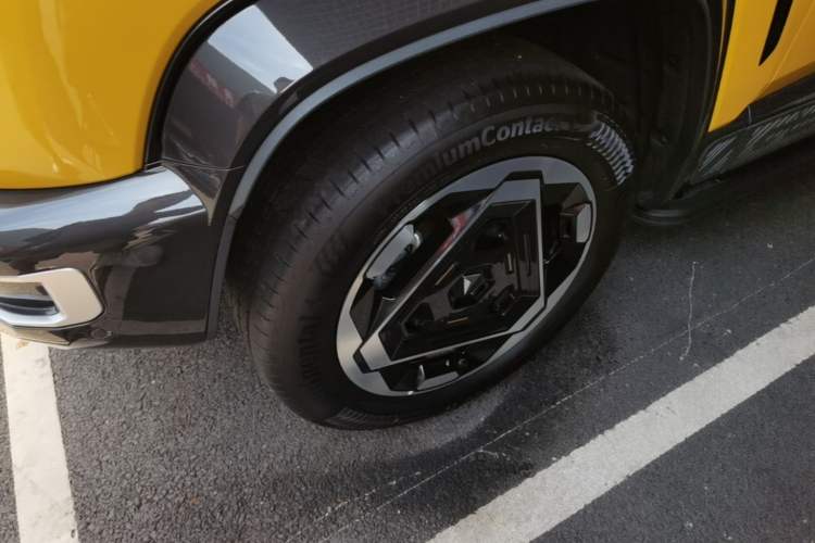 Used Deepal G318 2025 Worry-Free Adventure Edition Four-Wheel Drive Secret Realm Version Left Front Wheel Hub