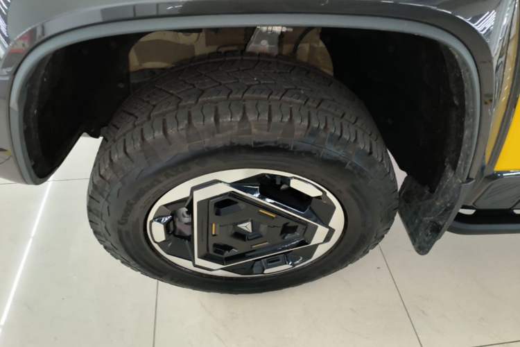 Used Deepal G318 2025 Worry-Free Adventure Edition Four-Wheel Drive Secret Realm Version Left Front Wheel Hub