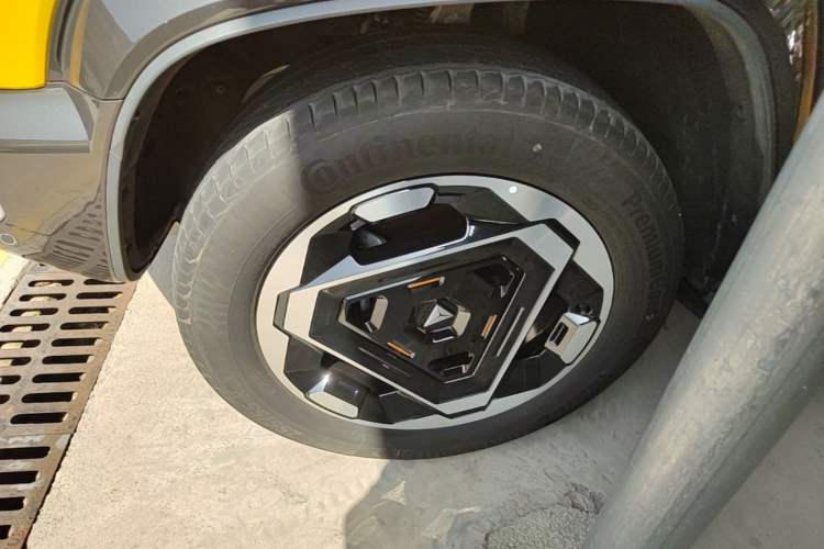 Used Deepal G318 2025 Worry-Free Adventure Edition Four-Wheel Drive Secret Realm Version Left Front Wheel Hub