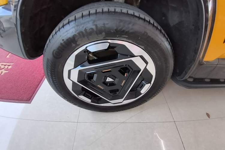 Used Deepal G318 2025 Worry-Free Adventure Edition Four-Wheel Drive Secret Realm Version Left Front Wheel Hub