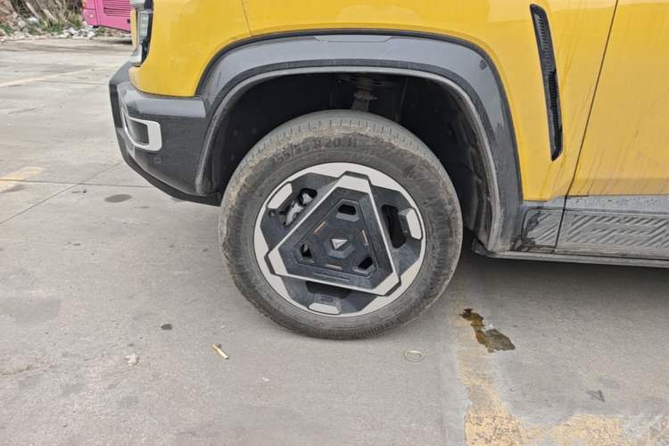 Used Deepal G318 2025 Worry-Free Adventure Edition Four-Wheel Drive Secret Realm Version Left Front Wheel Hub