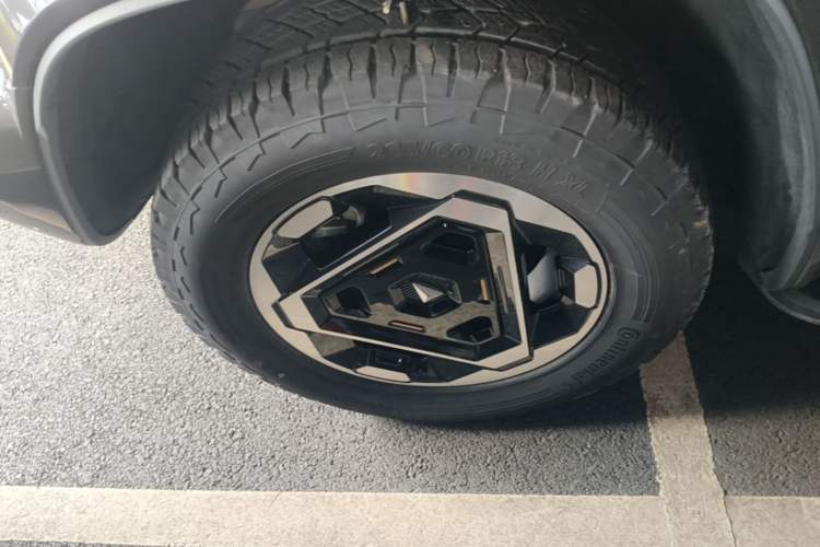 Used Deepal G318 2025 Worry-Free Adventure Edition Four-Wheel Drive Secret Realm Version Left Front Wheel Hub