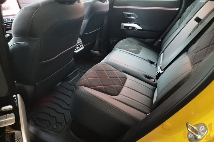 Used Deepal G318 2025 Worry-Free Adventure Edition Four-Wheel Drive Secret Realm Version Left Rear Seat