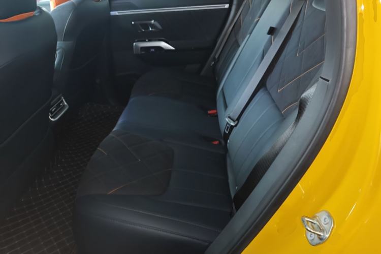 Used Deepal G318 2025 Worry-Free Adventure Edition Four-Wheel Drive Secret Realm Version Left Rear Seat