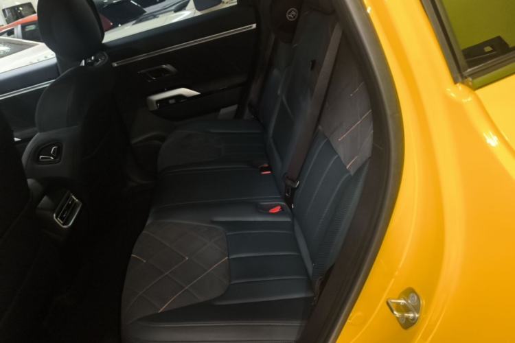 Used Deepal G318 2025 Worry-Free Cross-Country Edition Four-Wheel Drive Distant Mountains Version Left Rear Seat