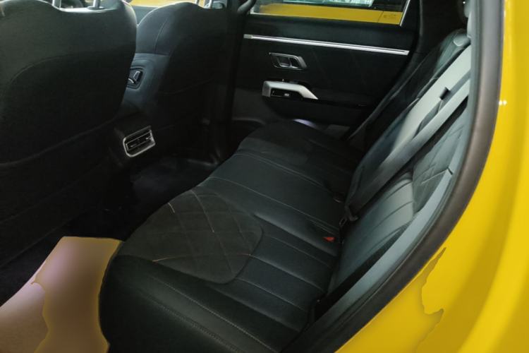Used Deepal G318 2025 Worry-Free Adventure Edition Four-Wheel Drive Secret Realm Version Left Rear Seat