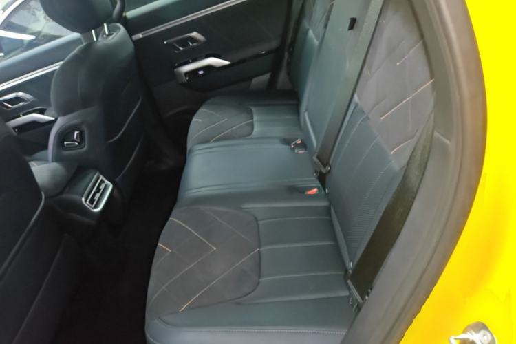 Used Deepal G318 2025 Worry-Free Adventure Edition Four-Wheel Drive Secret Realm Version Left Rear Seat