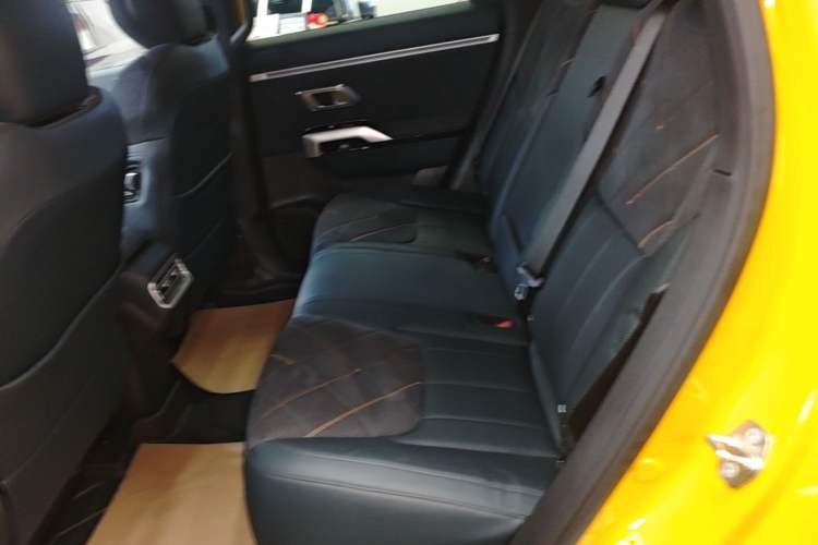 Used Deepal G318 2025 Worry-Free Adventure Edition Four-Wheel Drive Secret Realm Version Left Rear Seat