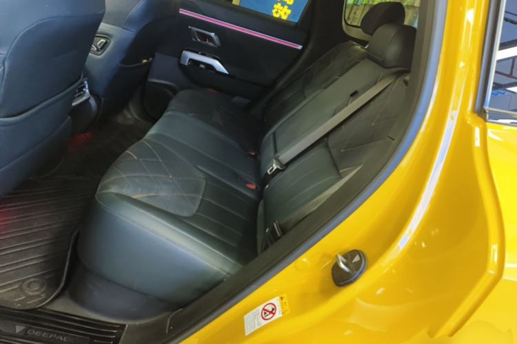 Used Deepal G318 2025 Worry-Free Adventure Edition Four-Wheel Drive Secret Realm Version Left Rear Seat