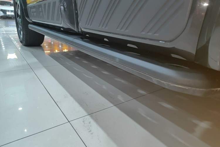 Used Deepal G318 2025 Worry-Free Adventure Edition Four-Wheel Drive Secret Realm Version Left Side Sill
