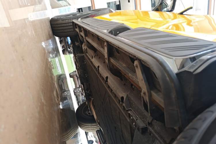 Used Deepal G318 2025 Worry-Free Cross-Country Edition Four-Wheel Drive Distant Mountains Version Left Side Sill