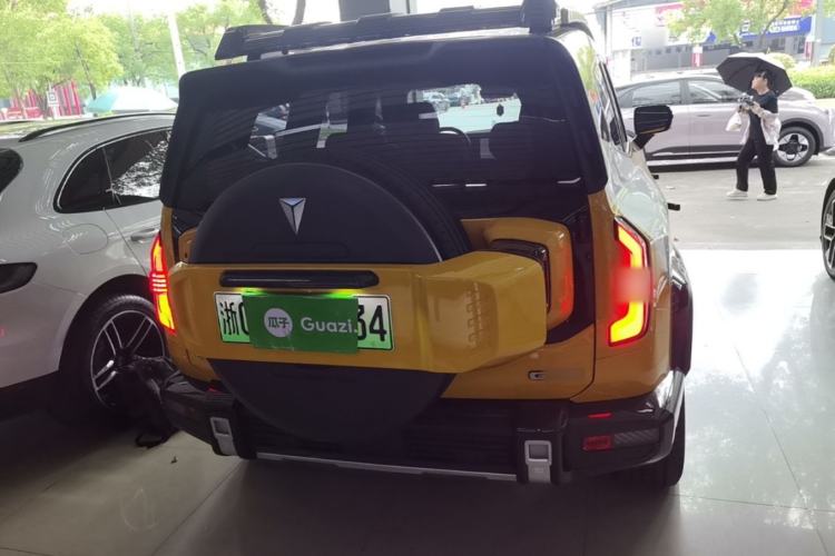 Used Deepal G318 2025 Worry-Free Cross-Country Edition Four-Wheel Drive Distant Mountains Version Rear