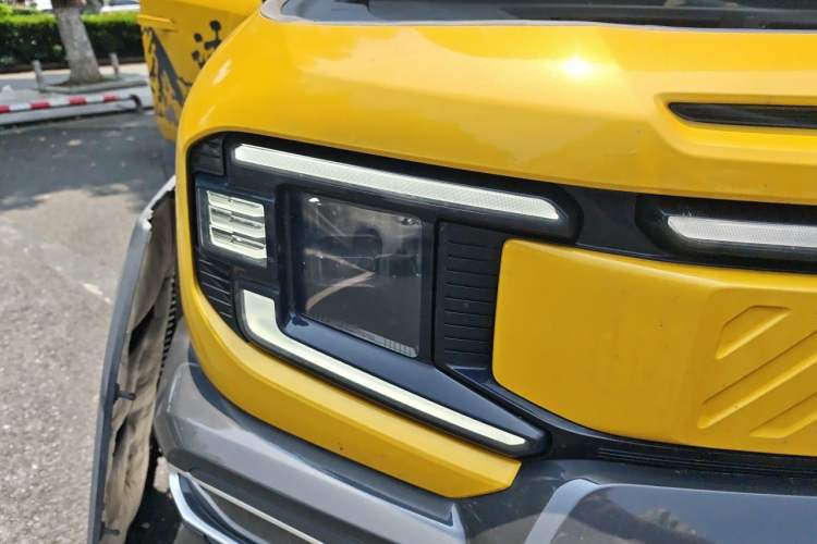 Used Deepal G318 2025 Worry-Free Adventure Edition 2WD Wilderness Version Right Front Headlight