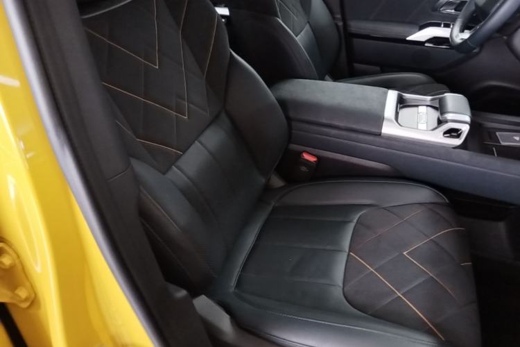 Used Deepal G318 2025 Worry-Free Adventure Edition Four-Wheel Drive Secret Realm Version Right Front Seat