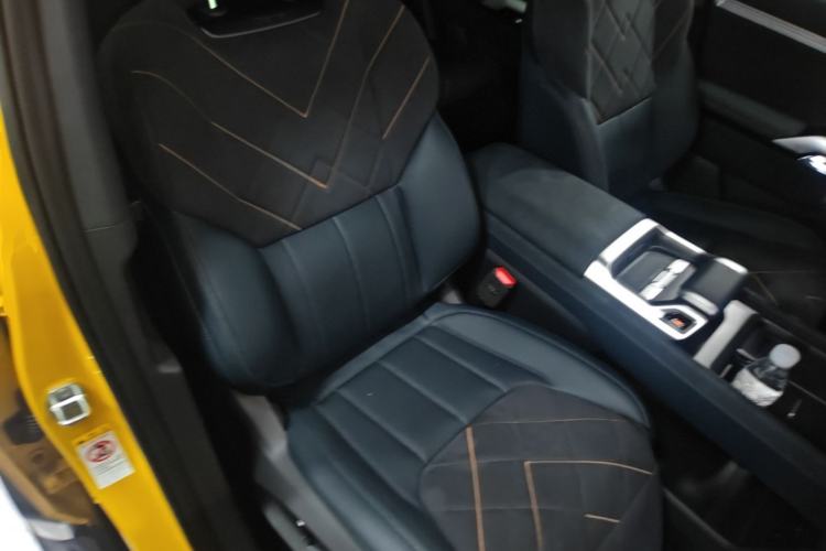 Used Deepal G318 2025 Worry-Free Adventure Edition Four-Wheel Drive Secret Realm Version Right Front Seat