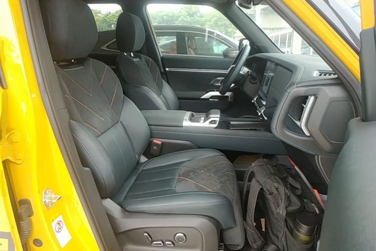 Used Deepal G318 2025 Worry-Free Adventure Edition Four-Wheel Drive Secret Realm Version Right Front Seat