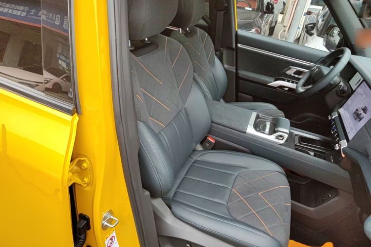 Used Deepal G318 2025 Worry-Free Adventure Edition Four-Wheel Drive Secret Realm Version Right Front Seat