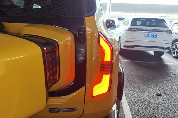 Used Deepal G318 2025 Worry-Free Adventure Edition Four-Wheel Drive Secret Realm Version Right Rear Taillight