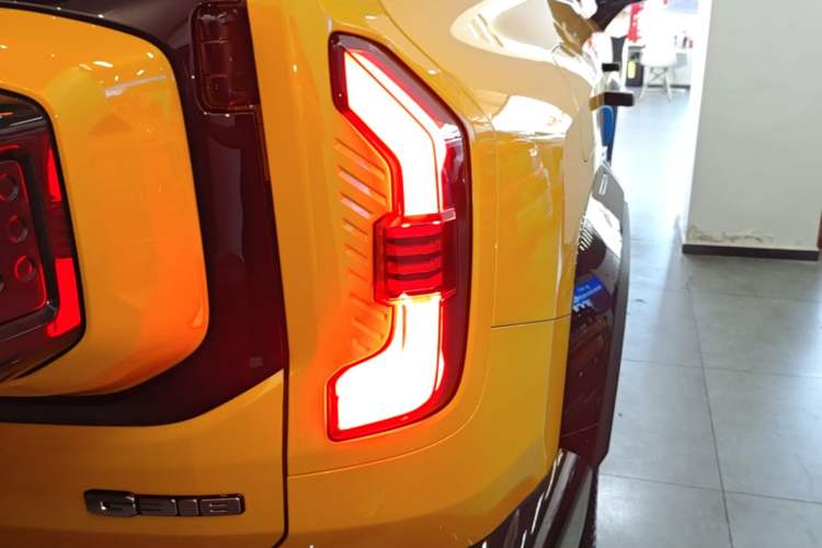 Used Deepal G318 2025 Worry-Free Adventure Edition Four-Wheel Drive Secret Realm Version Right Rear Taillight