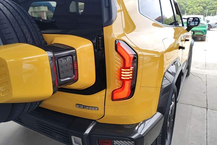 Used Deepal G318 2025 Worry-Free Adventure Edition Four-Wheel Drive Secret Realm Version Right Rear Taillight