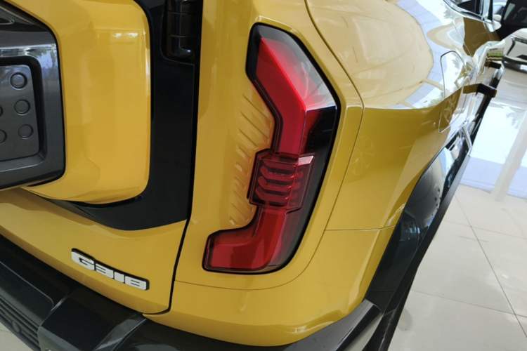 Used Deepal G318 2025 Worry-Free Adventure Edition Four-Wheel Drive Secret Realm Version Right Rear Taillight