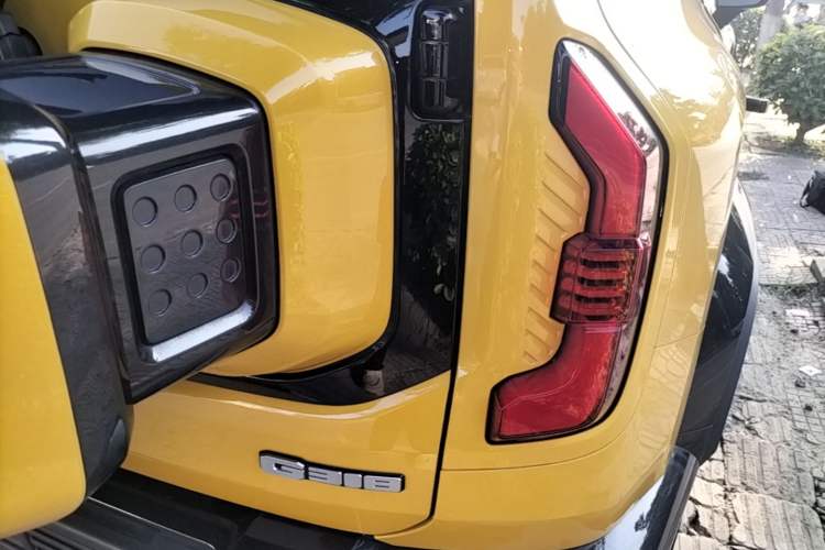 Used Deepal G318 2025 Worry-Free Adventure Edition Four-Wheel Drive Secret Realm Version Right Rear Taillight