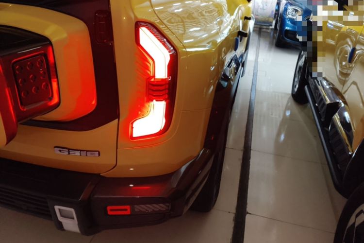 Used Deepal G318 2025 Worry-Free Adventure Edition Four-Wheel Drive Secret Realm Version Right Rear Taillight