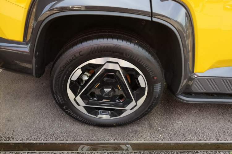 Used Deepal G318 2025 Worry-Free Adventure Edition Four-Wheel Drive Secret Realm Version Right Rear Wheel Hub