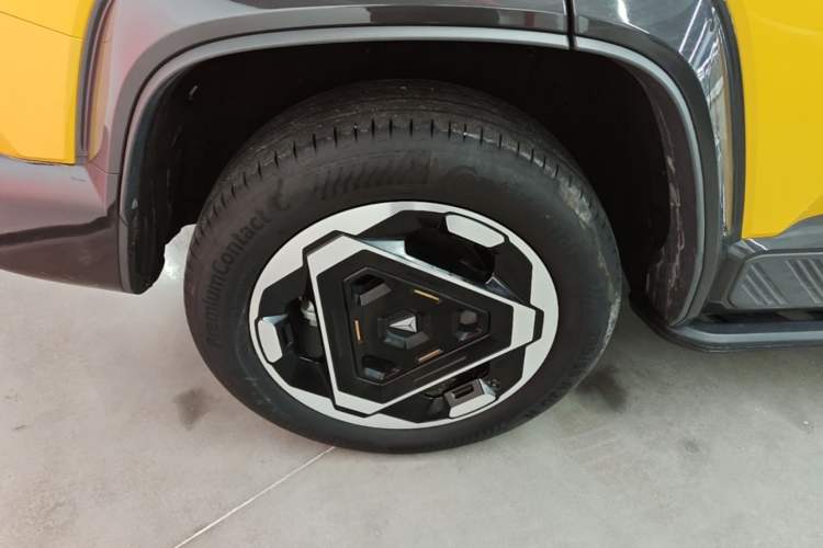 Used Deepal G318 2025 Worry-Free Adventure Edition Four-Wheel Drive Secret Realm Version Right Rear Wheel Hub