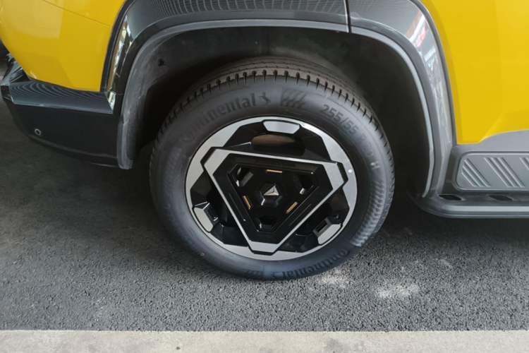 Used Deepal G318 2025 Worry-Free Adventure Edition Four-Wheel Drive Secret Realm Version Right Rear Wheel Hub