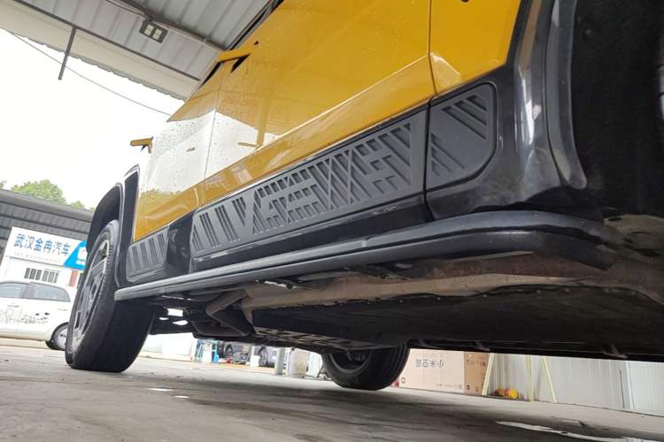 Used Deepal G318 2025 Worry-Free Adventure Edition Four-Wheel Drive Secret Realm Version Right Side Sill